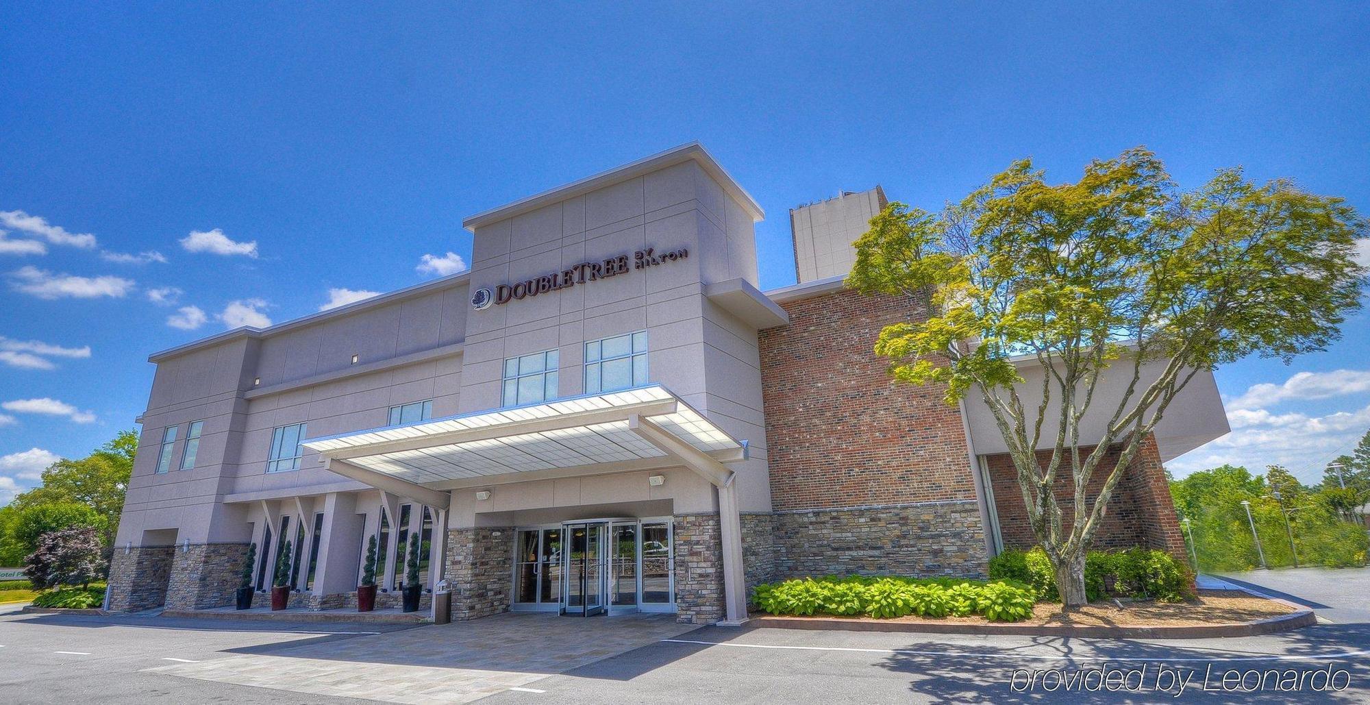 Doubletree By Hilton Hotel Raleigh - Brownstone - University Exterior foto
