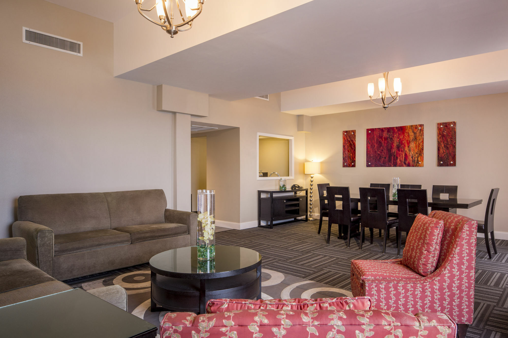 Doubletree By Hilton Hotel Raleigh - Brownstone - University Exterior foto