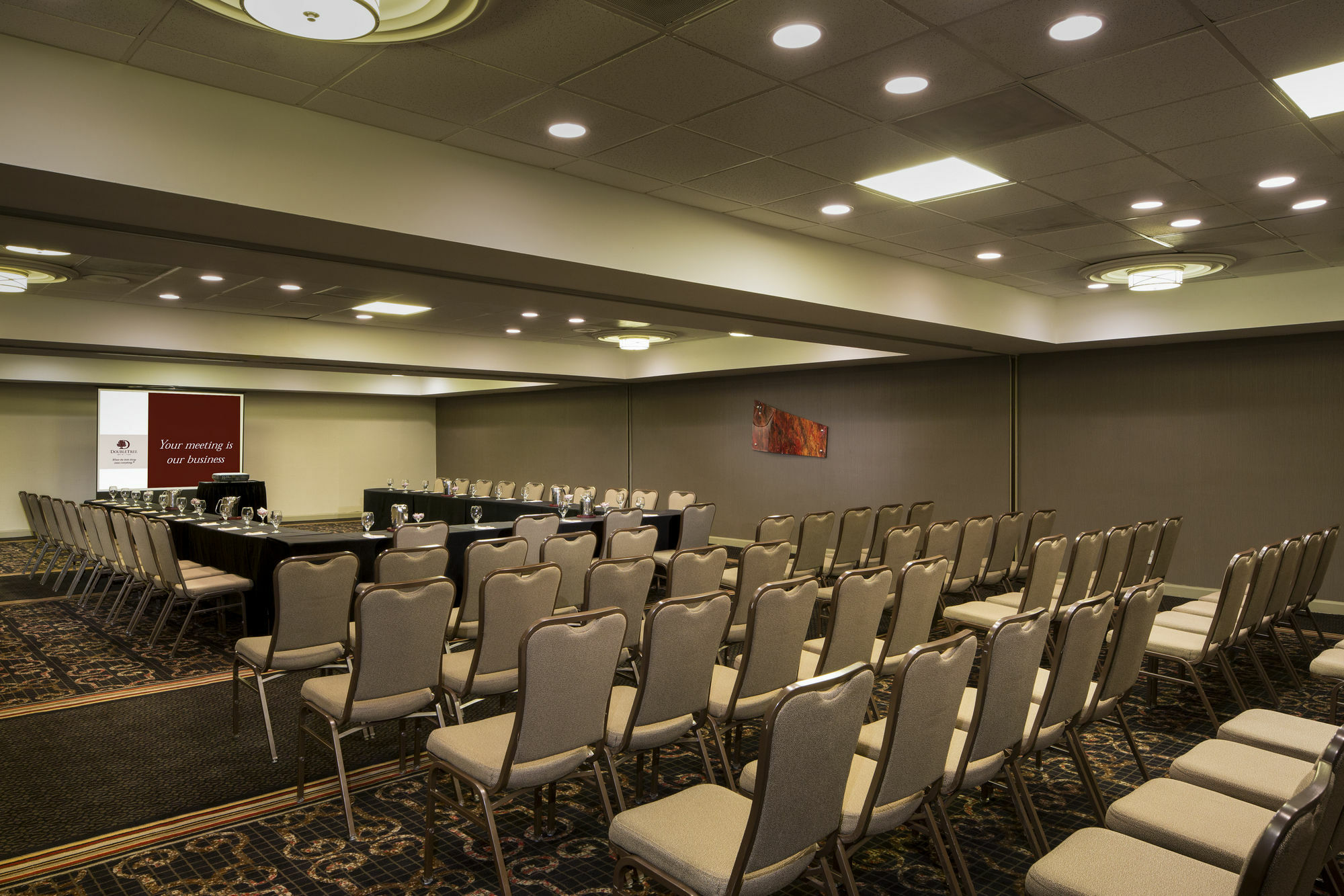 Doubletree By Hilton Hotel Raleigh - Brownstone - University Exterior foto