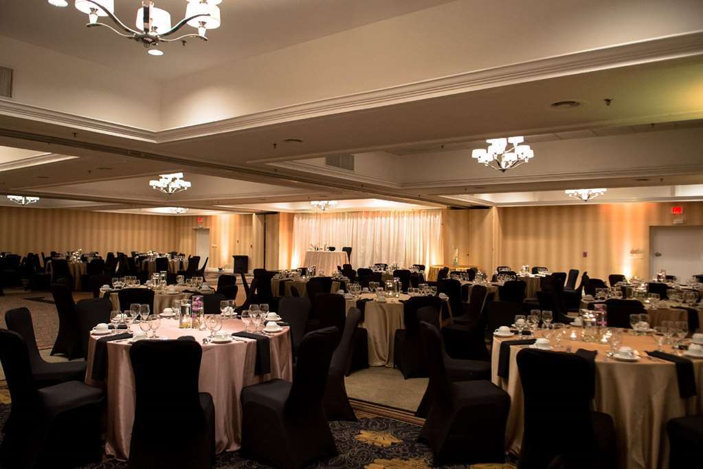 Doubletree By Hilton Hotel Raleigh - Brownstone - University Facilidades foto